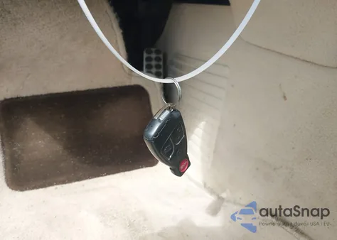 2005 Mercedes-Benz Clk 320 z USA, uszkodzony, nr VIN WDBTK65G85T054750